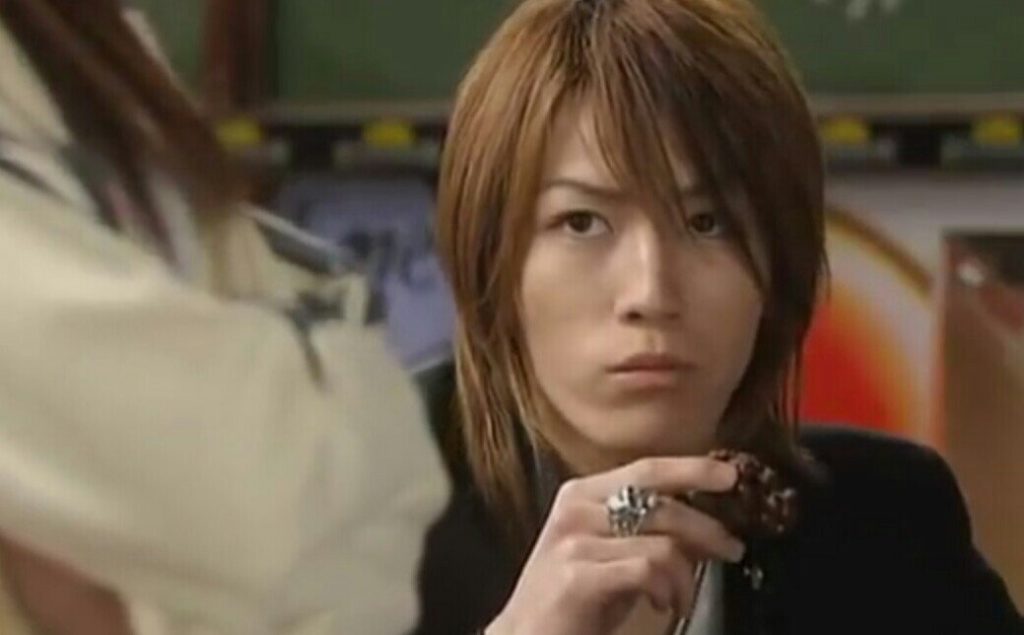 亀梨和也の学歴と経歴｜出身高校（水元高校）大学や中学校の偏差値｜昔や若い頃のカッコイイ画像