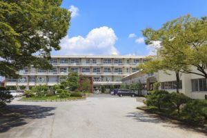 パーパーあいなぷぅの学歴 出身高校大学や中学校の偏差値 声優志望だった 芸能人の学歴や有名人の高校 大学情報は芸能人有名人学歴偏差値 Com